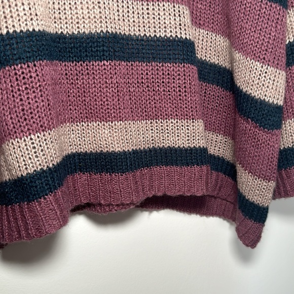 Purple Striped Kit Sweater Size Large Crewneck Listicle - Picture 3 of 4